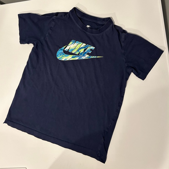 Nike T Shirt Bundle *Lot of 2* - Picture 2 of 10
